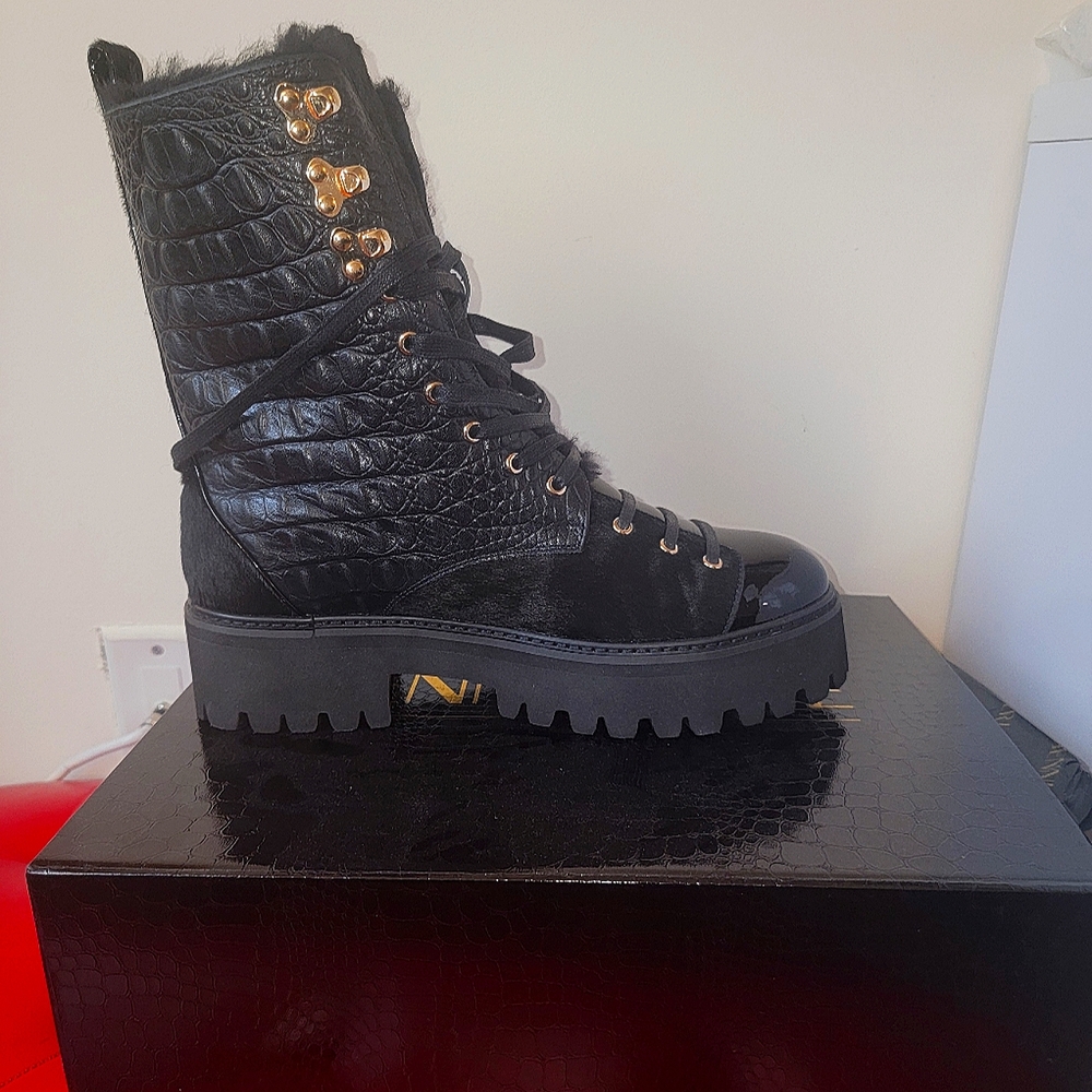 Finch Combat Boots